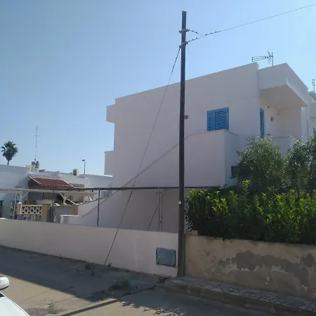 Semesterbostad Mare Profumo Di Mare Torre Pali